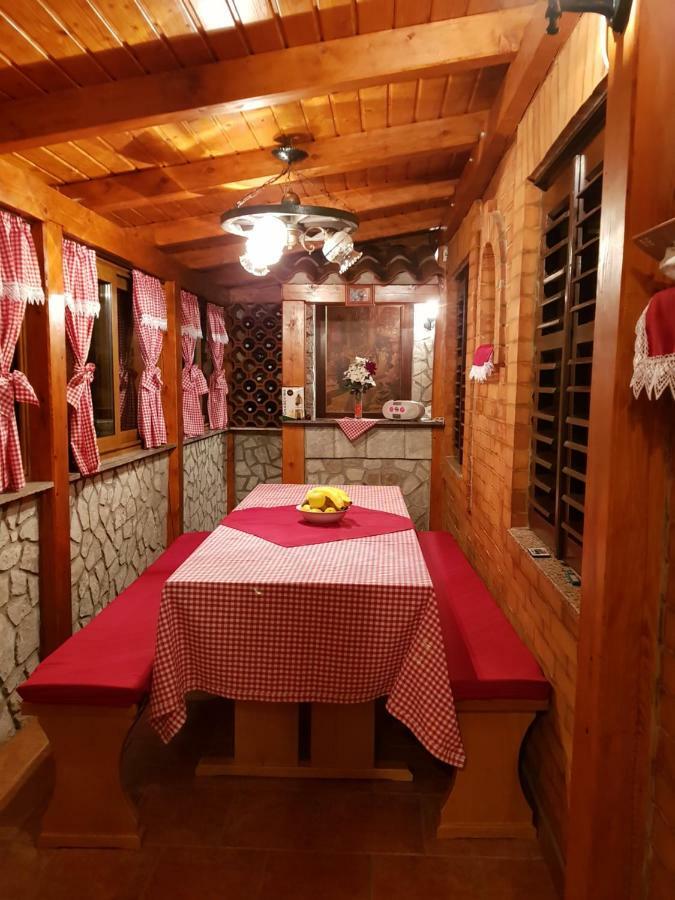 Room Petra In Centertown Senj  Bagian luar foto