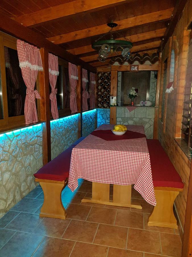 Room Petra In Centertown Senj  Bagian luar foto